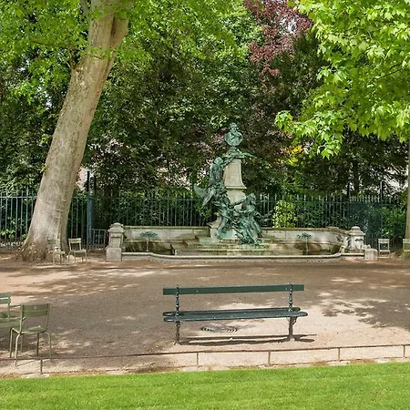 Apartment 5e Entre Notre Dame & Pantheon Paris