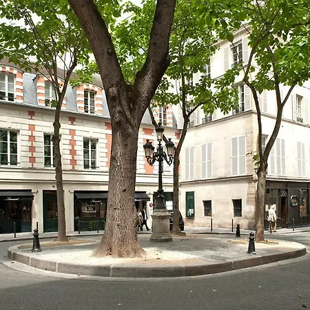 5e Entre Notre Dame & Pantheon Apartment *