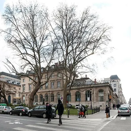 5e Entre Notre Dame & Pantheon Apartment Paris